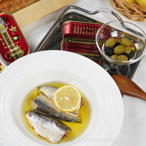 Docanned Sardine peut savourer de grandes sardines